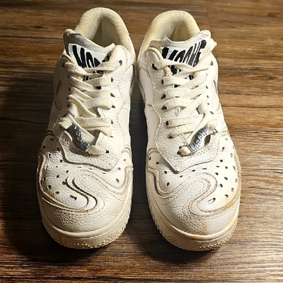 Mens MSCHF SUPER NORMAL White Sneakers Sz 6 - Picture 1 of 8